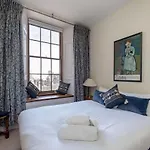 Stunning Panoramic Views: Heart Of The Royal Mile